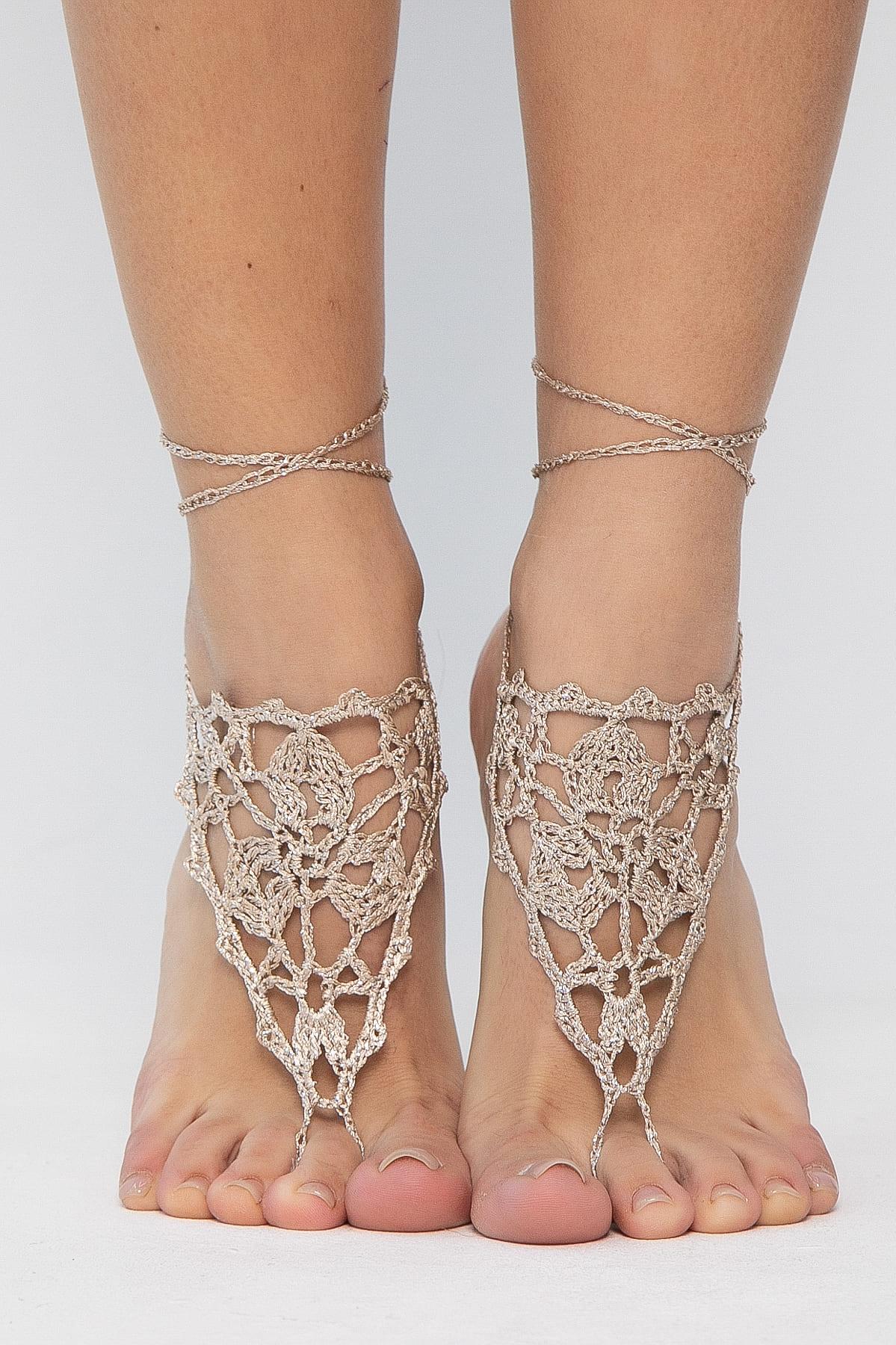 Барефуты Вязанные украшения на ноги (капучино) БФ04